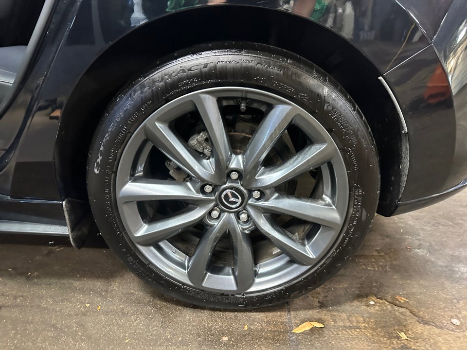 Used 2019 MAZDA MAZDA3 Hatchback w/ Preferred Package image 25