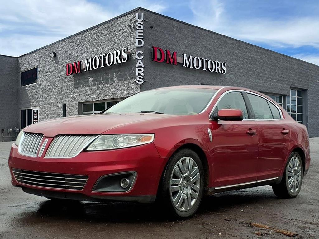Used 2010 Lincoln MKS image 1