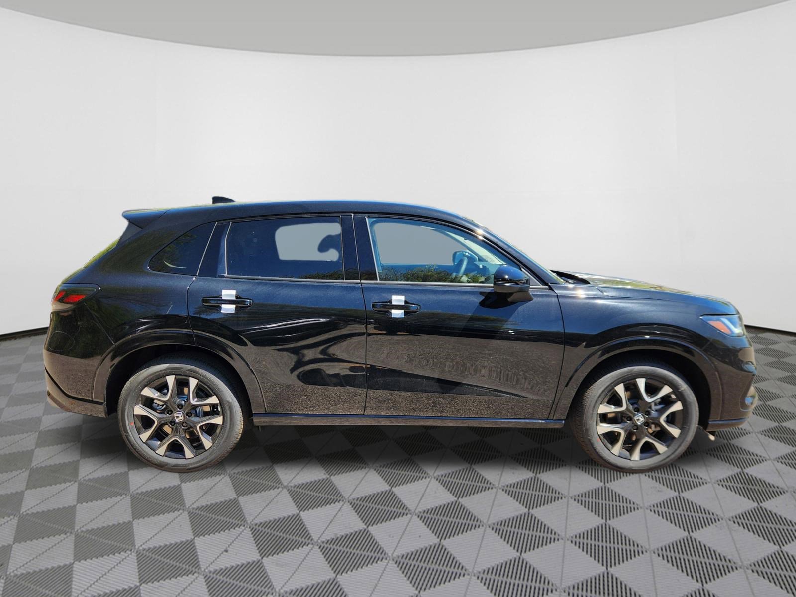 New 2026 Honda HR-V EX-L image 6