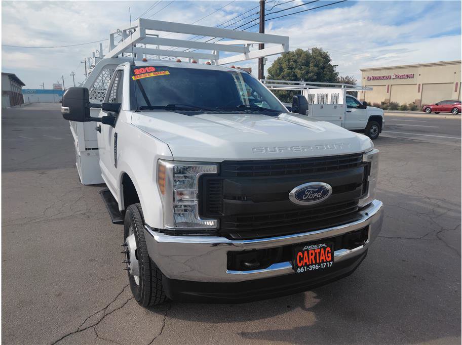 Used 2019 Ford F350 XL w/ XL Value Package image 2