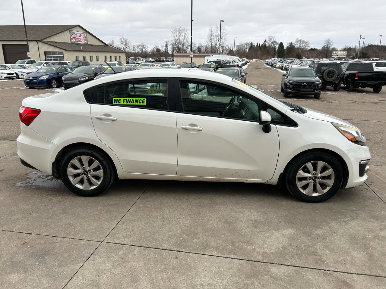 Used 2016 Kia Rio EX image 4