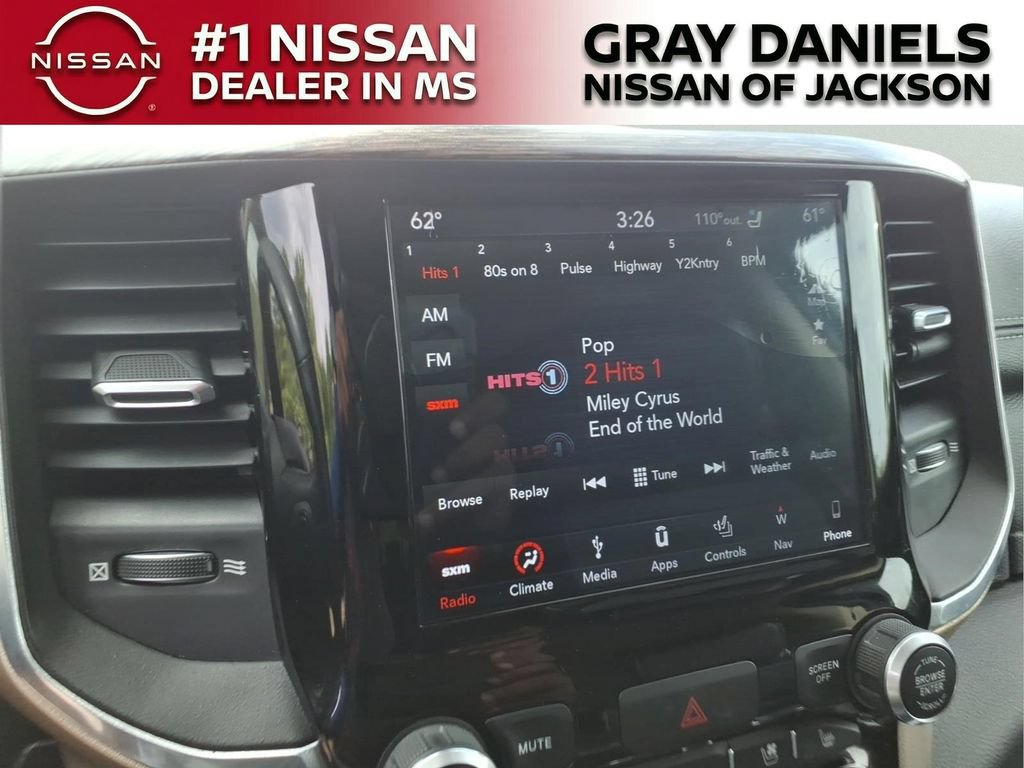 Used 2019 RAM 1500 Laramie AWD/4WD image 16