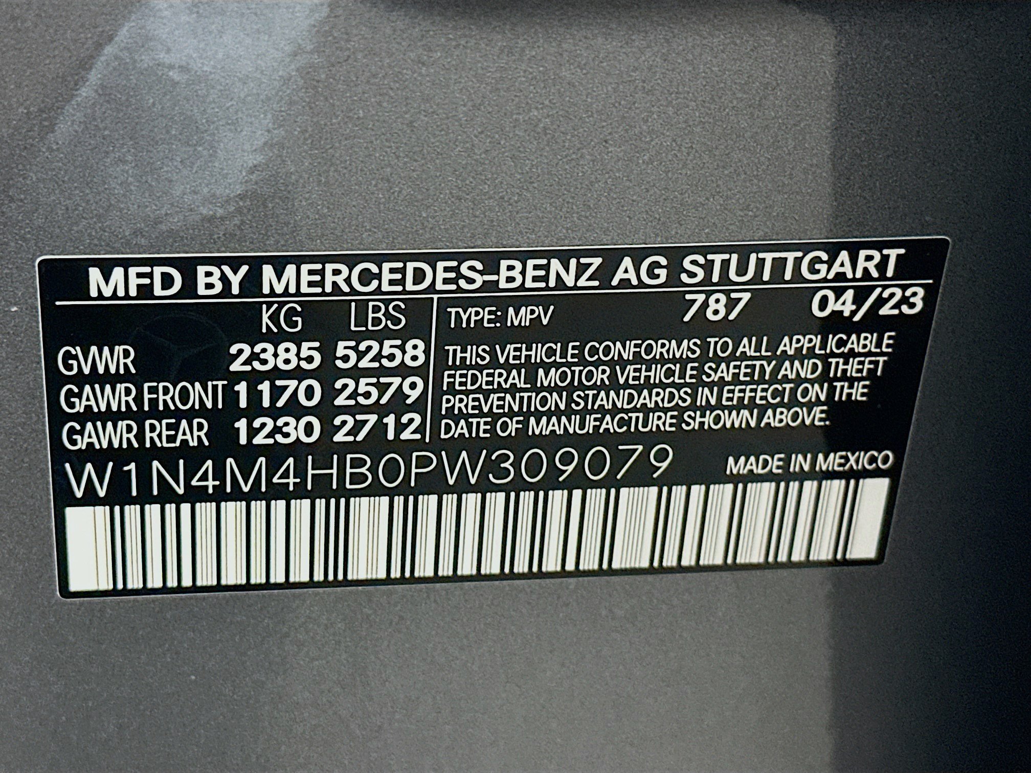Used 2023 Mercedes-Benz GLB 250 4MATIC image 12