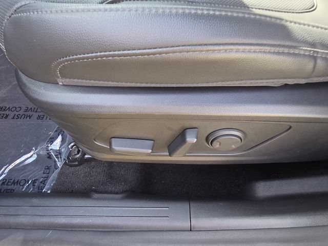 Used 2025 Hyundai Santa Cruz SEL FWD image 26
