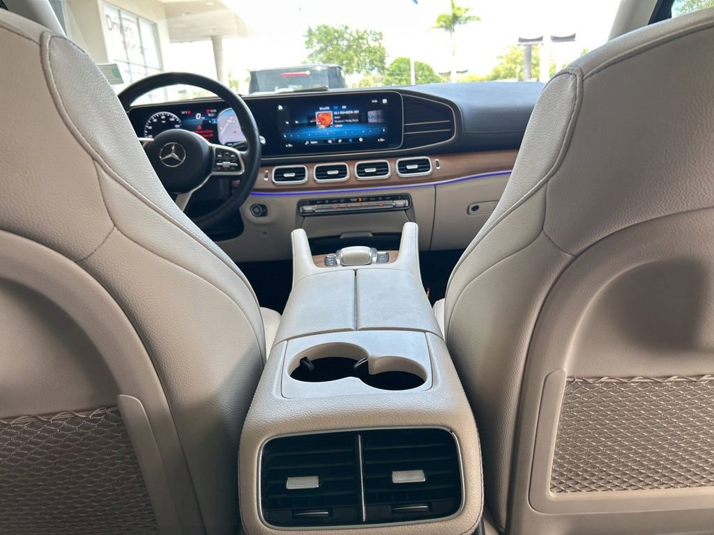 Used 2022 Mercedes-Benz GLS 450 4MATIC image 32