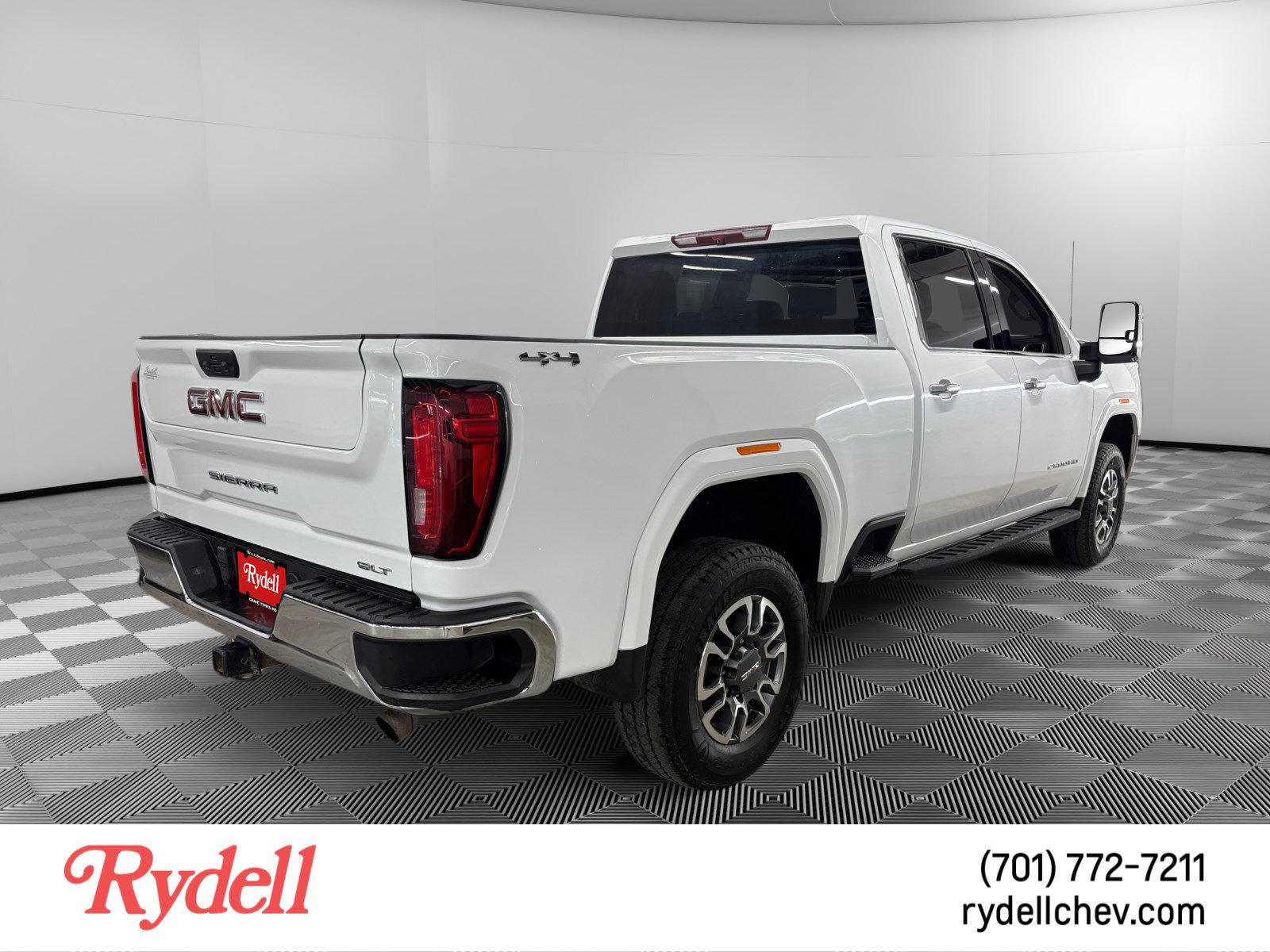 Used 2023 GMC Sierra 2500 SLT AWD/4WD image 5