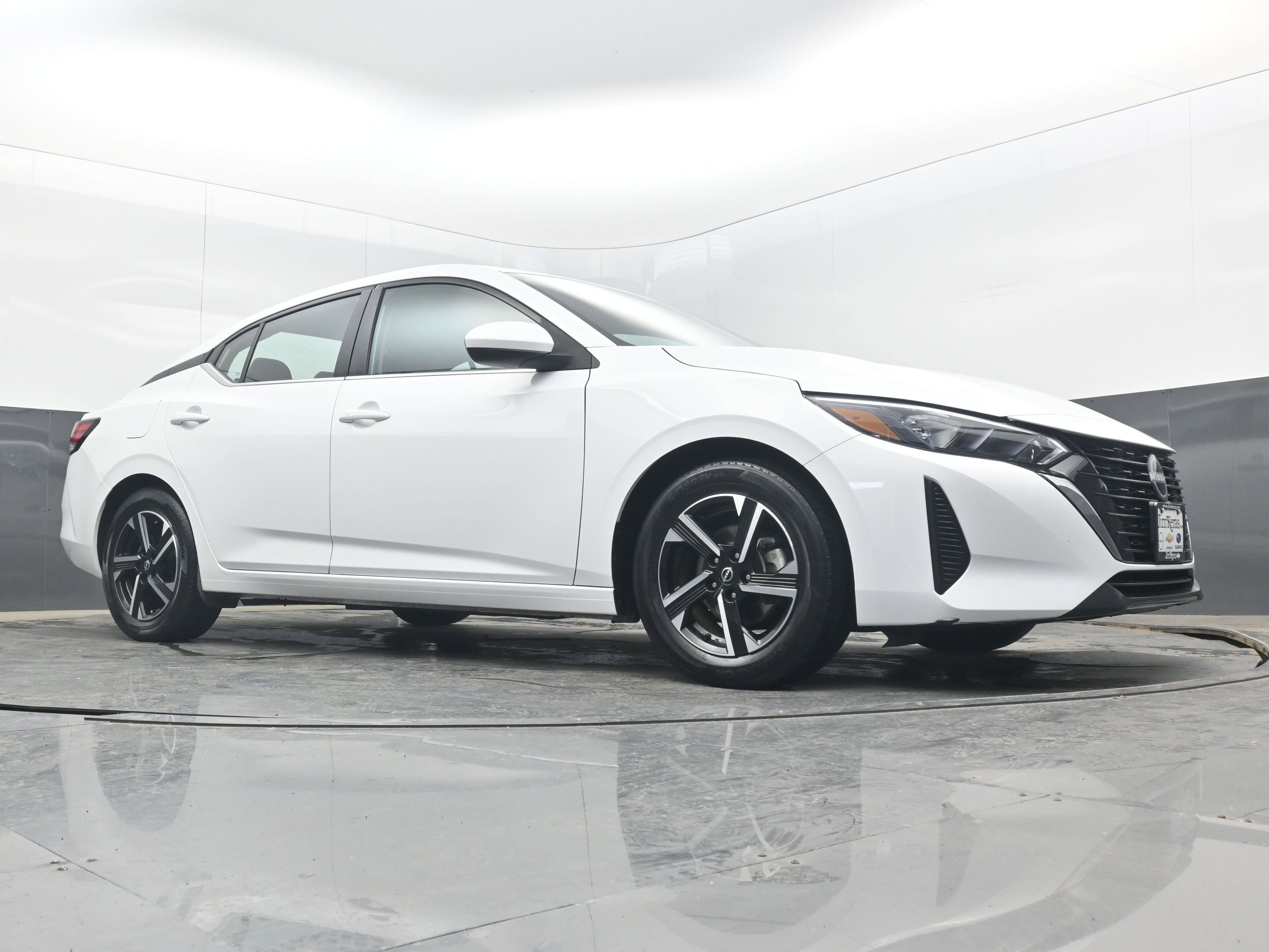 Used 2024 Nissan Sentra SV image 24