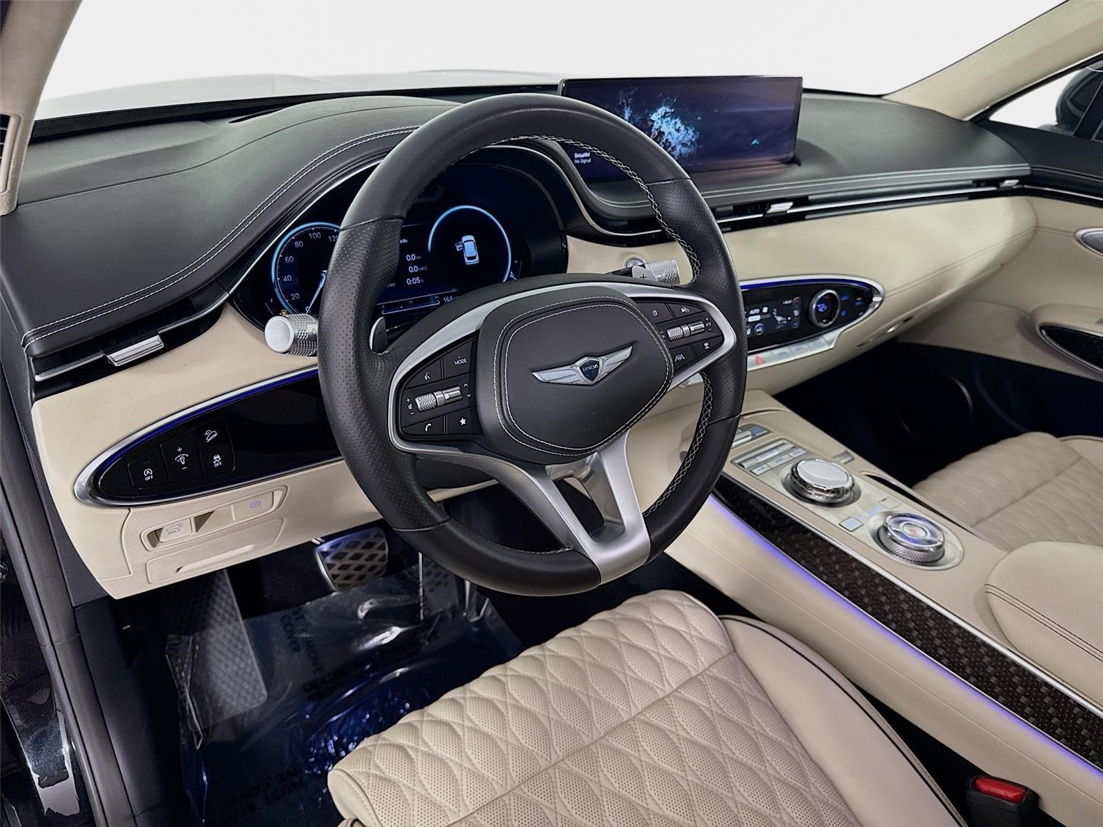 Certified 2023 Genesis GV70 3.5T Sport w/ Sport Prestige Package AWD/4WD image 9