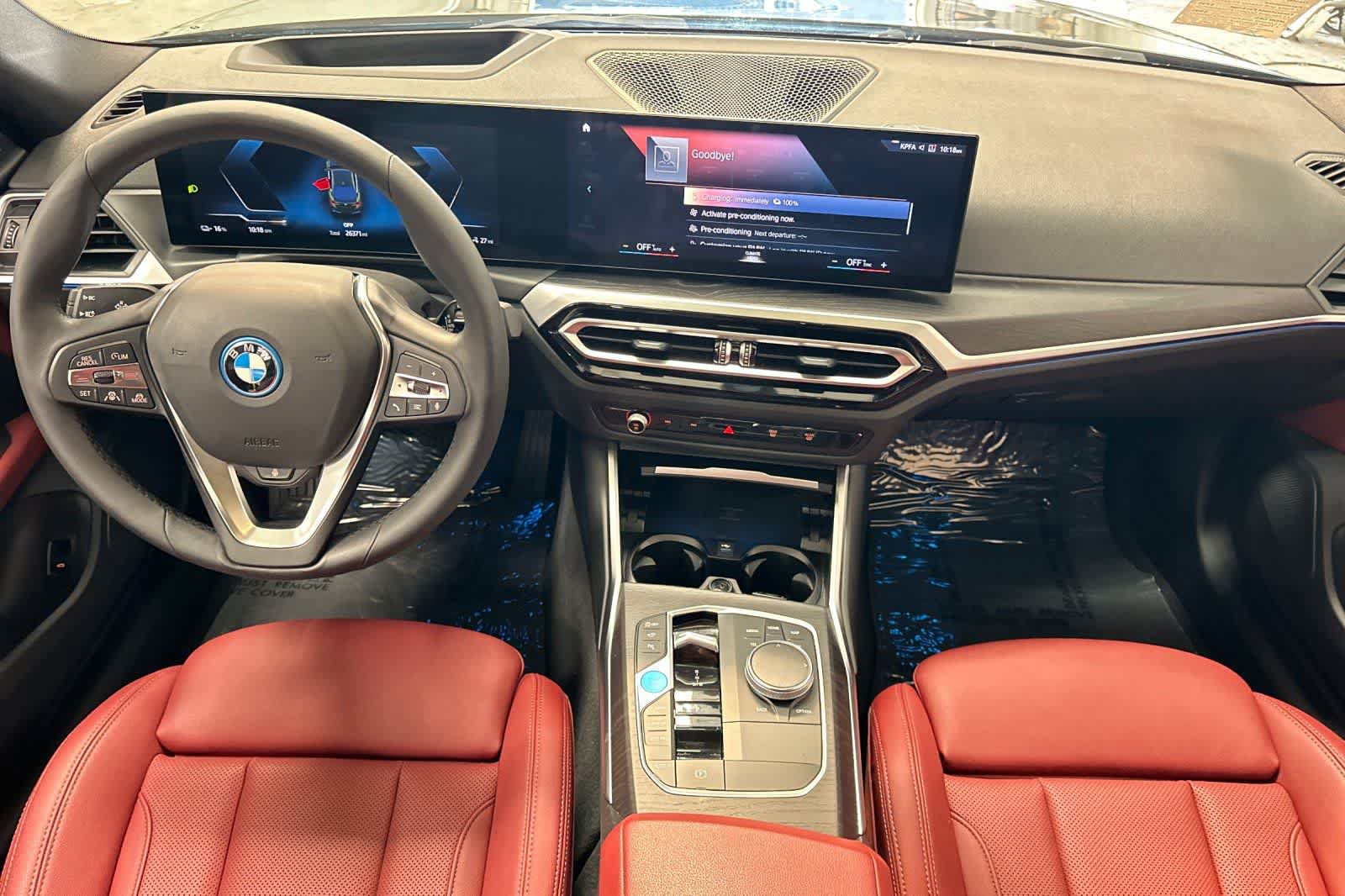 Used 2023 BMW i4 eDrive35 RWD image 3