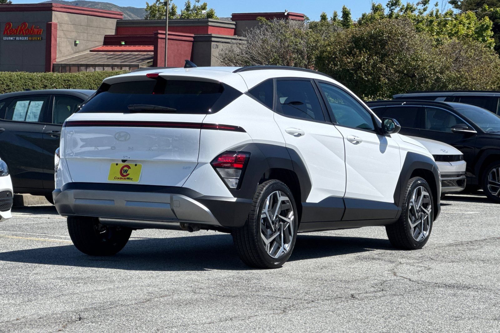 New 2026 Hyundai Kona SEL Premium FWD image 4