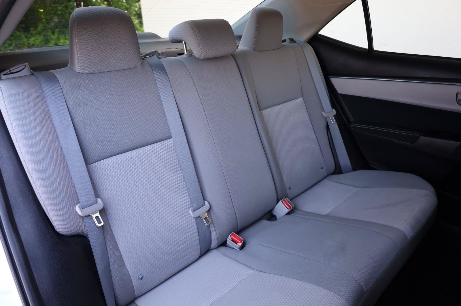 Used 2014 Toyota Corolla LE FWD image 25