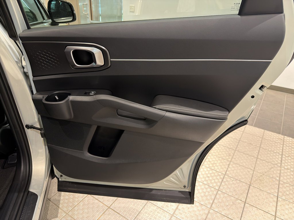 New 2026 Kia Sorento S image 22