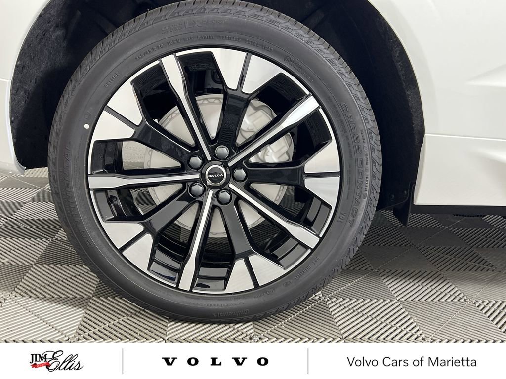 New 2026 Volvo XC60 B5 Plus w/ Protection Package Premier image 19