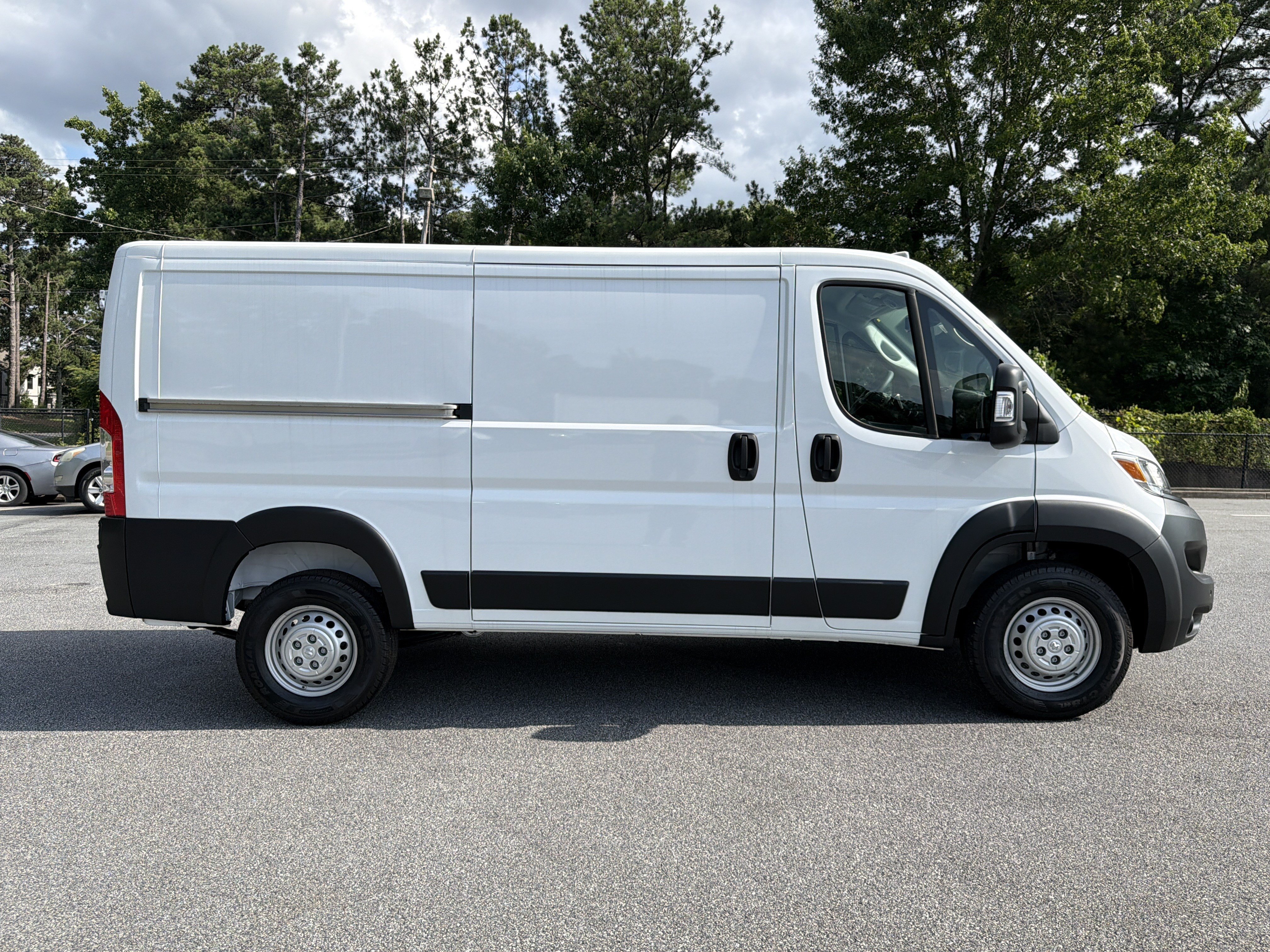 New 2026 RAM ProMaster 1500 w/ Safety Group FWD image 9