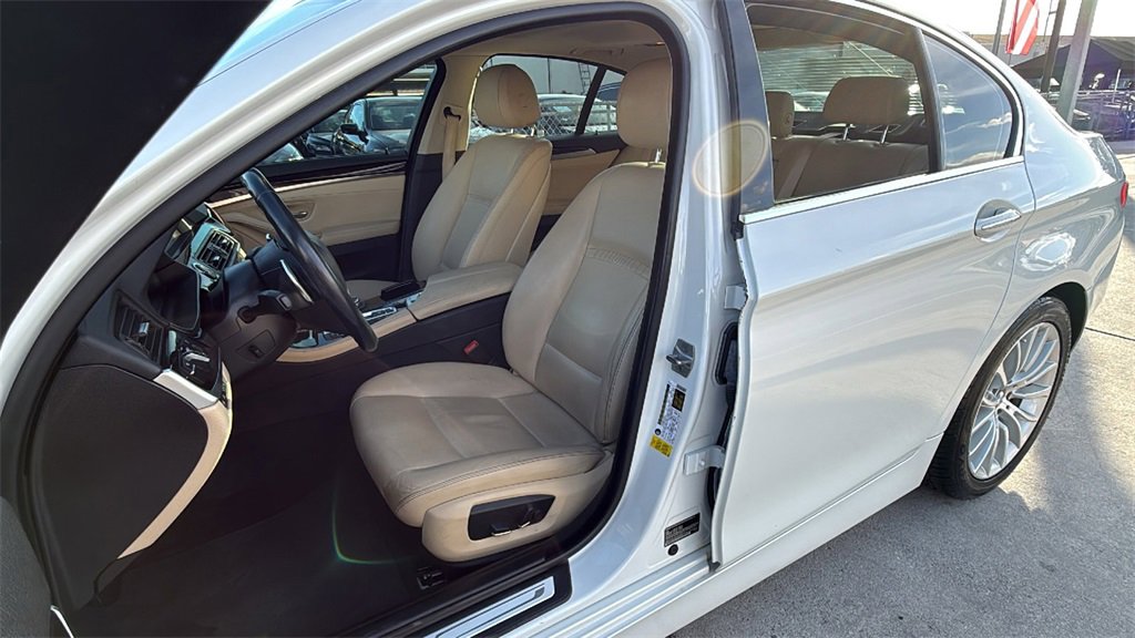 Used 2016 BMW 528i Sedan image 13