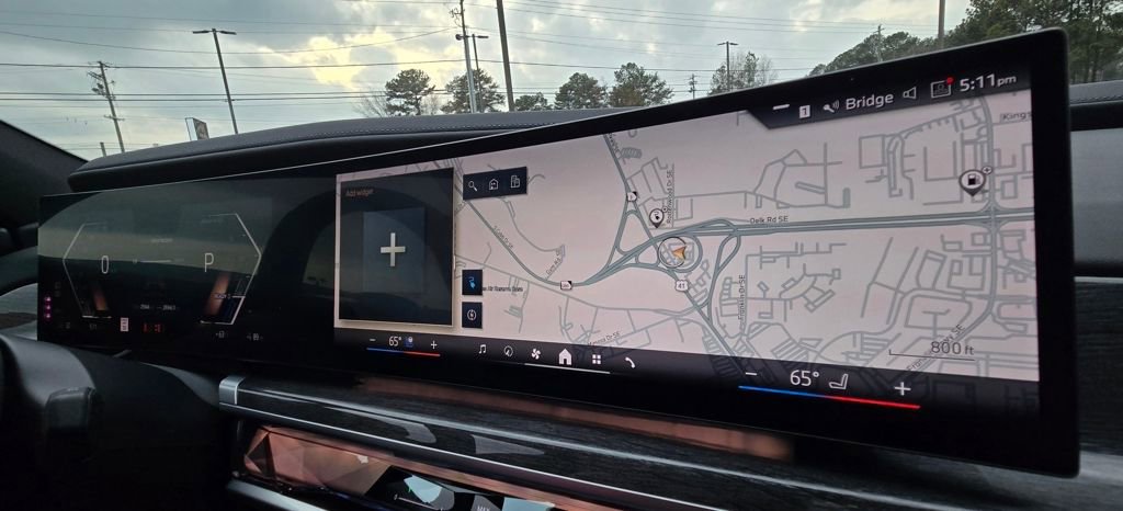 Used 2023 BMW i7 xDrive60 image 25