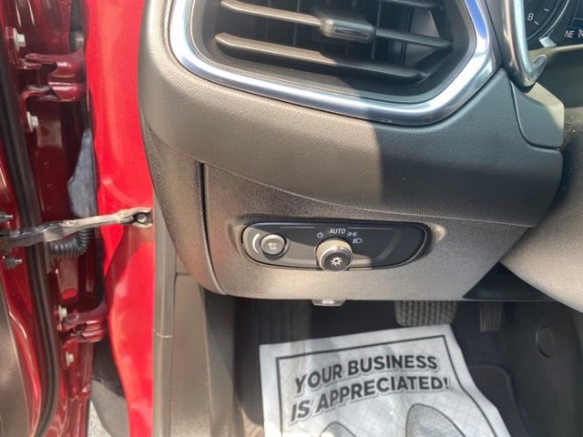 Used 2021 Chevrolet Equinox LT image 19