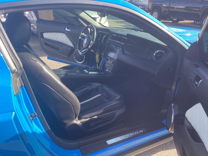 Used 2011 Ford Mustang GT Premium w/ GT Coupe Accessory Pkg 5 image 6