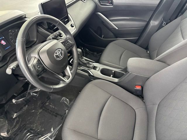 Used 2023 Toyota Corolla Cross LE w/ Moonroof Package AWD/4WD image 24