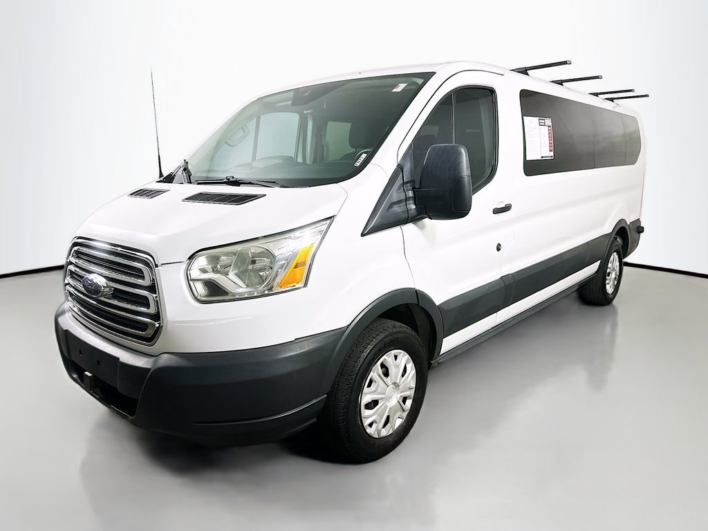 Used 2016 Ford Transit 350 XLT RWD image 3