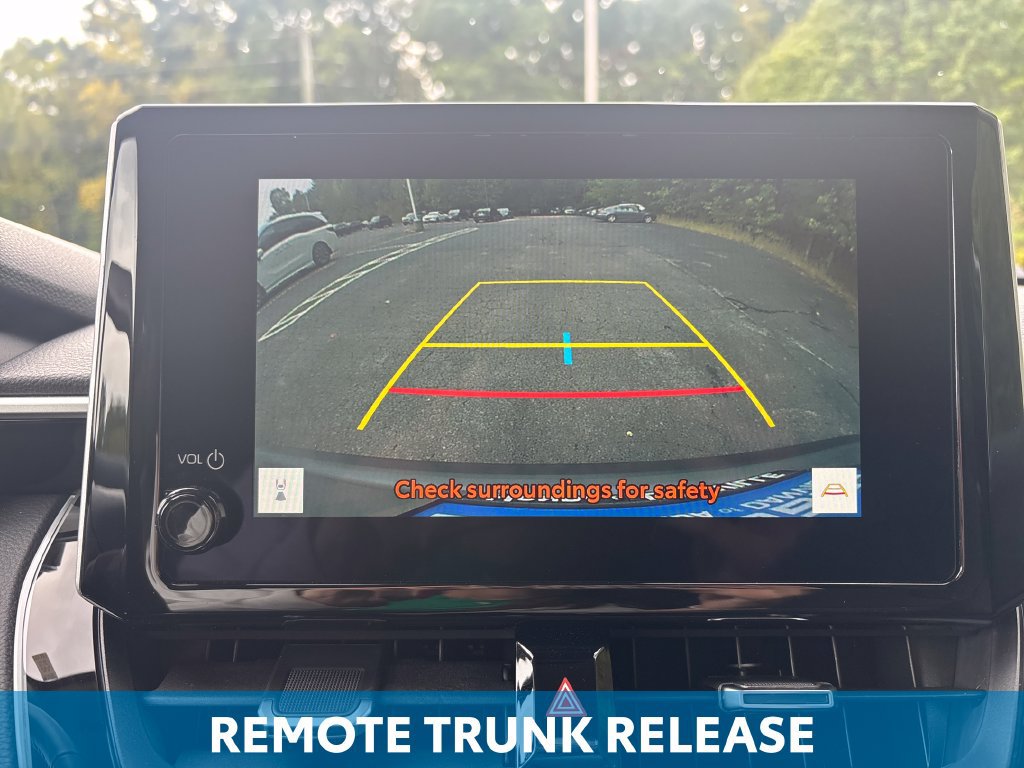 Used 2025 Toyota Corolla Cross XLE FWD image 24