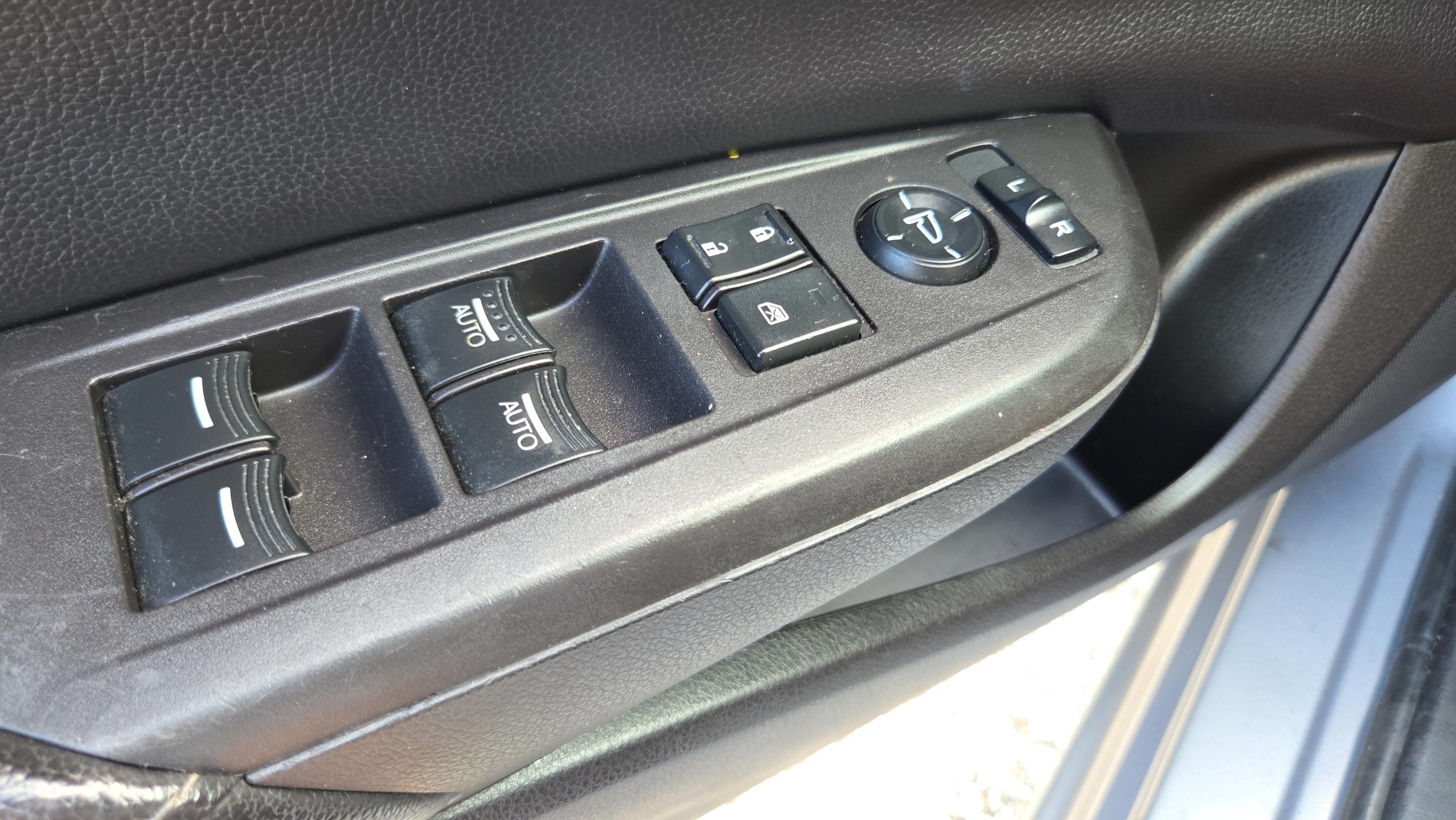 Used 2019 Acura ILX FWD image 29