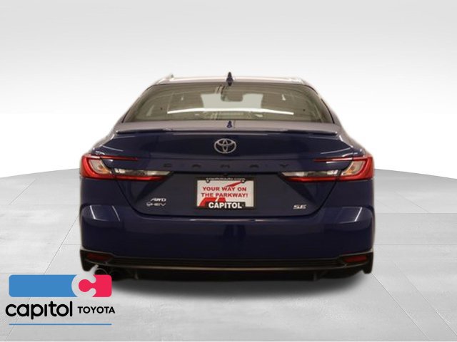 Used 2025 Toyota Camry SE w/ Convenience Package AWD/4WD image 3