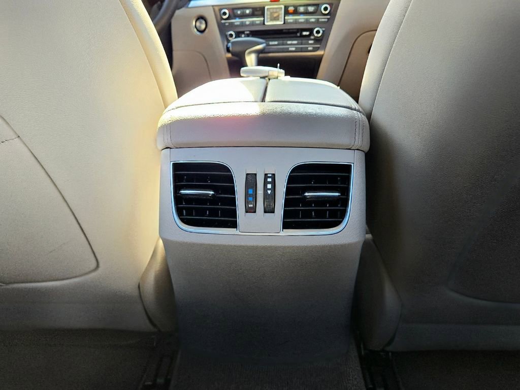 Used 2018 Genesis G80 3.8 image 39