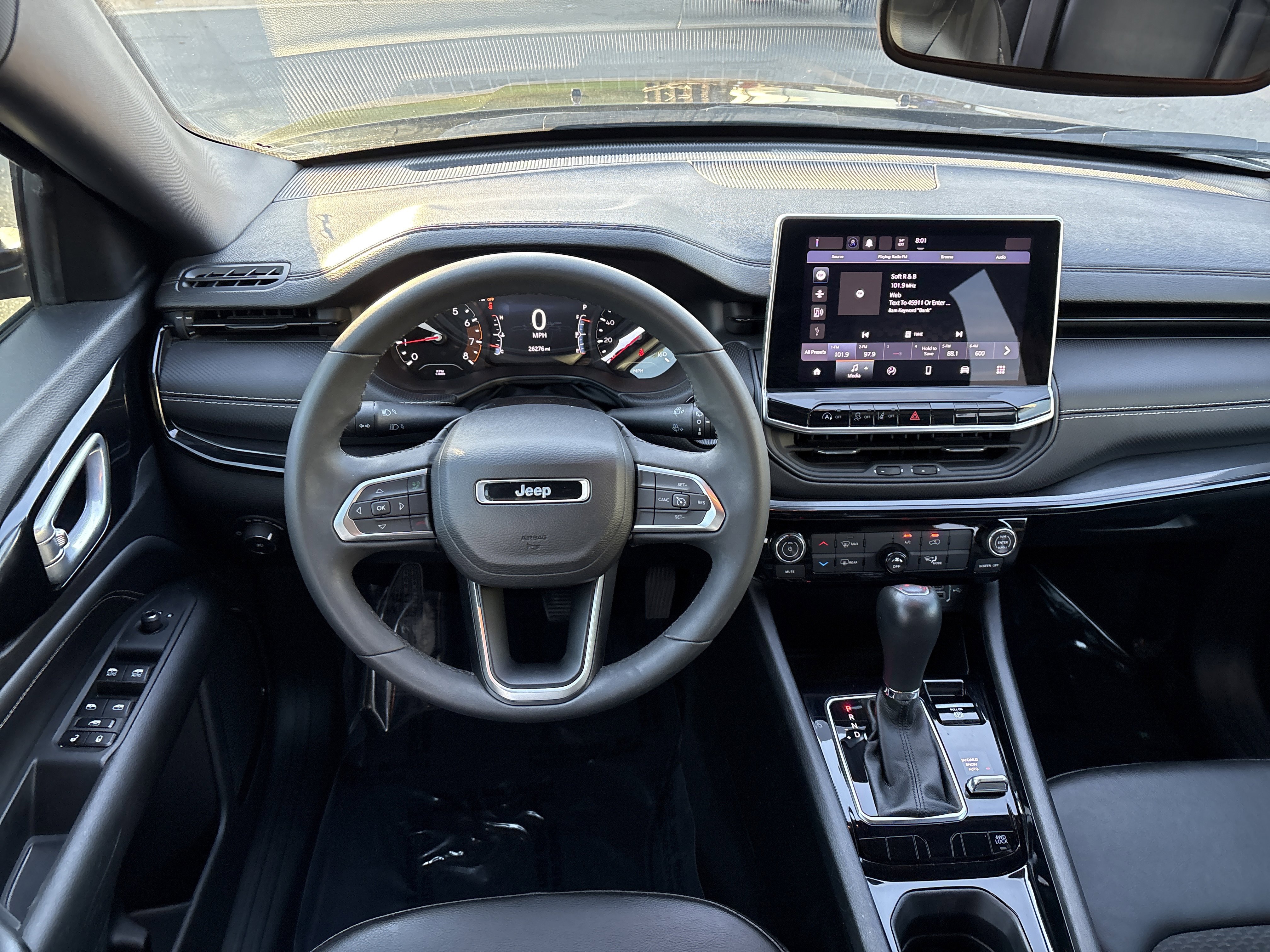 Used 2023 Jeep Compass Altitude AWD/4WD image 18