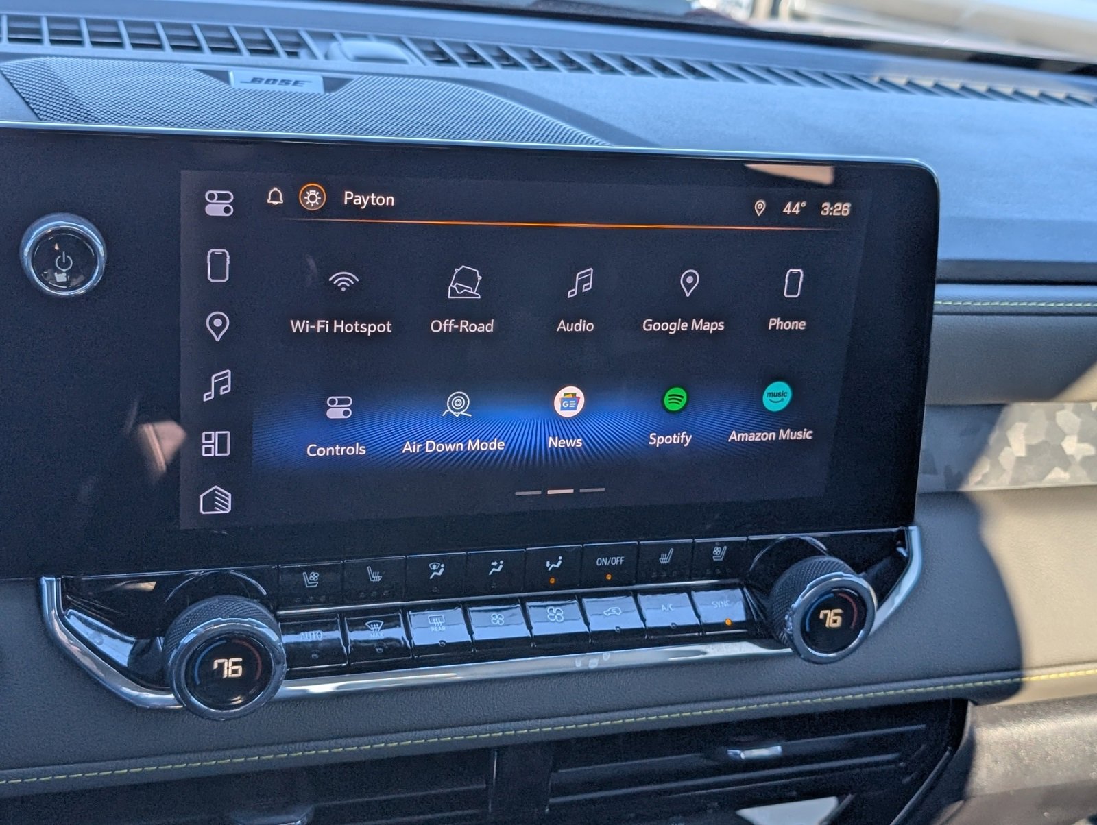 Used 2026 Chevrolet Colorado ZR2 w/ Technology Package image 11