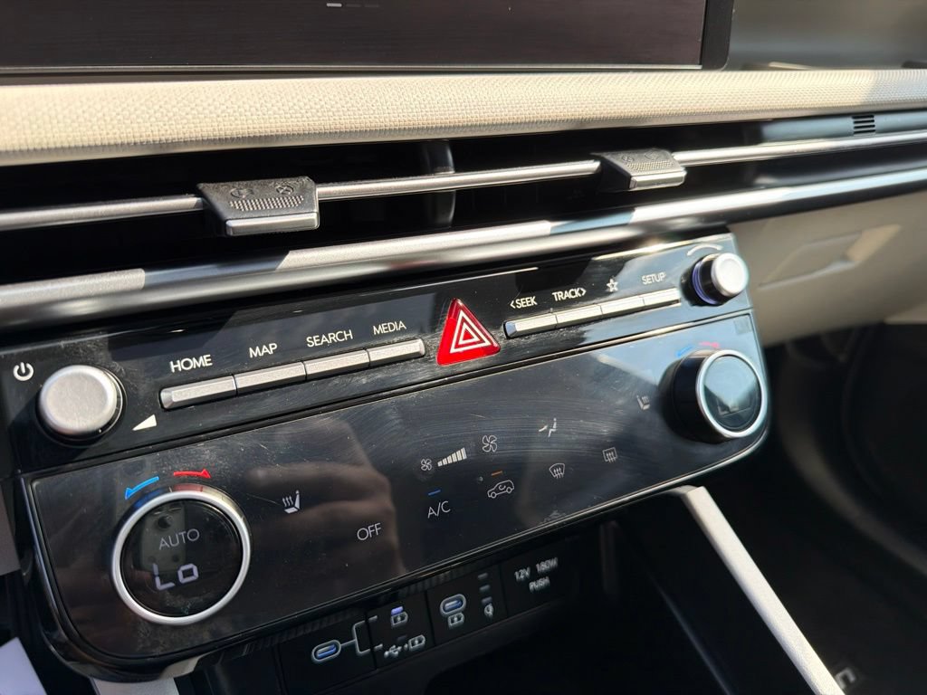 Used 2025 Hyundai Tucson SEL FWD image 25