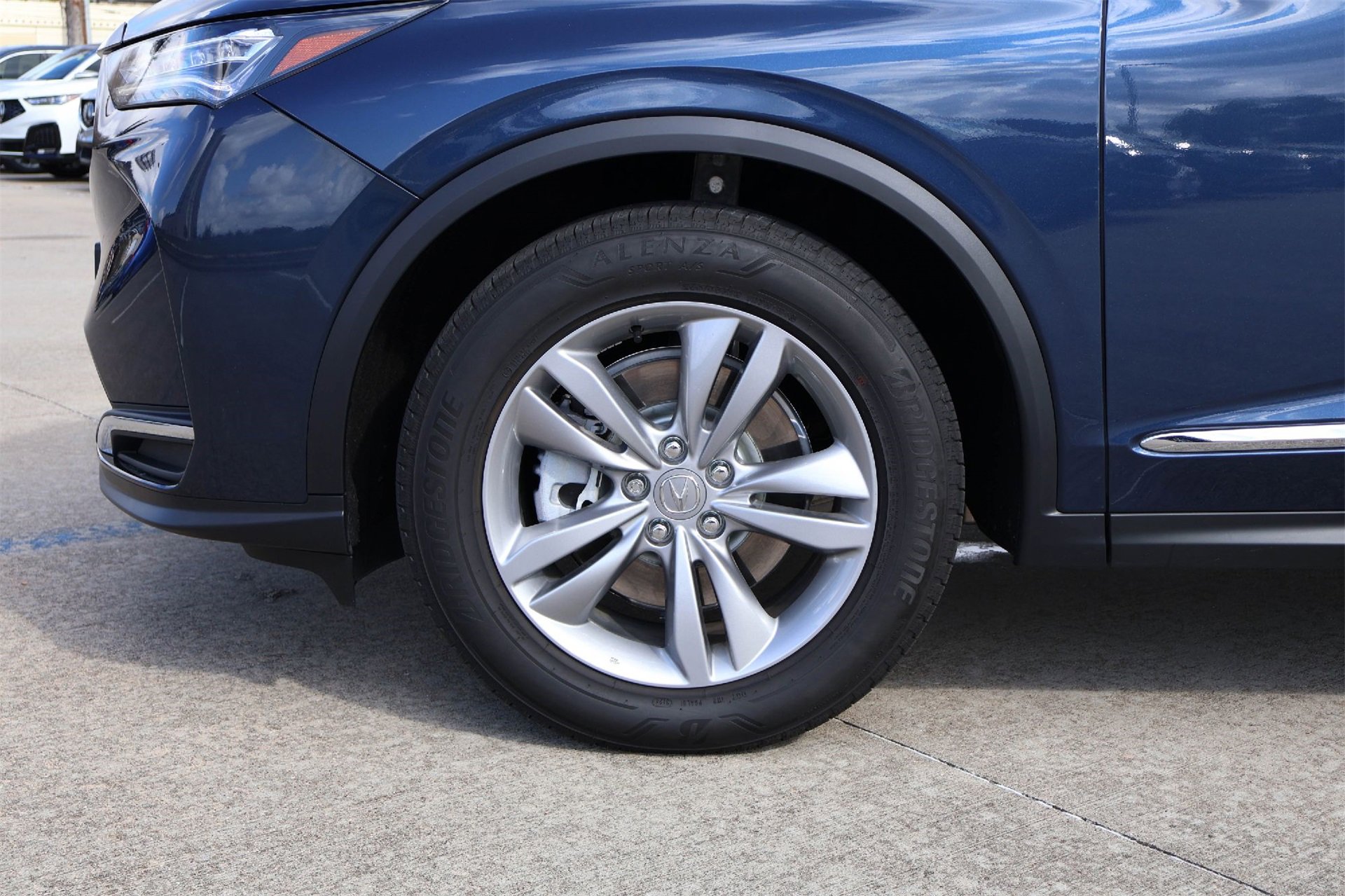 Certified 2025 Acura MDX SH-AWD image 8