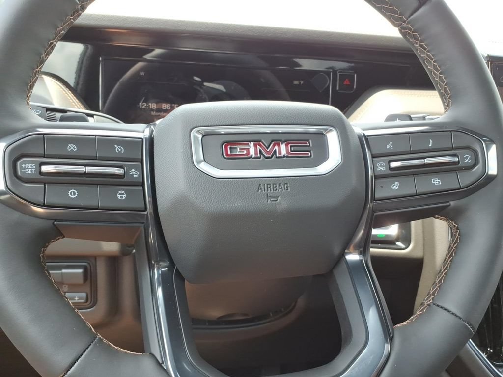 New 2026 GMC Yukon AT4 w/ AT4 Premium Plus Package AWD/4WD image 20