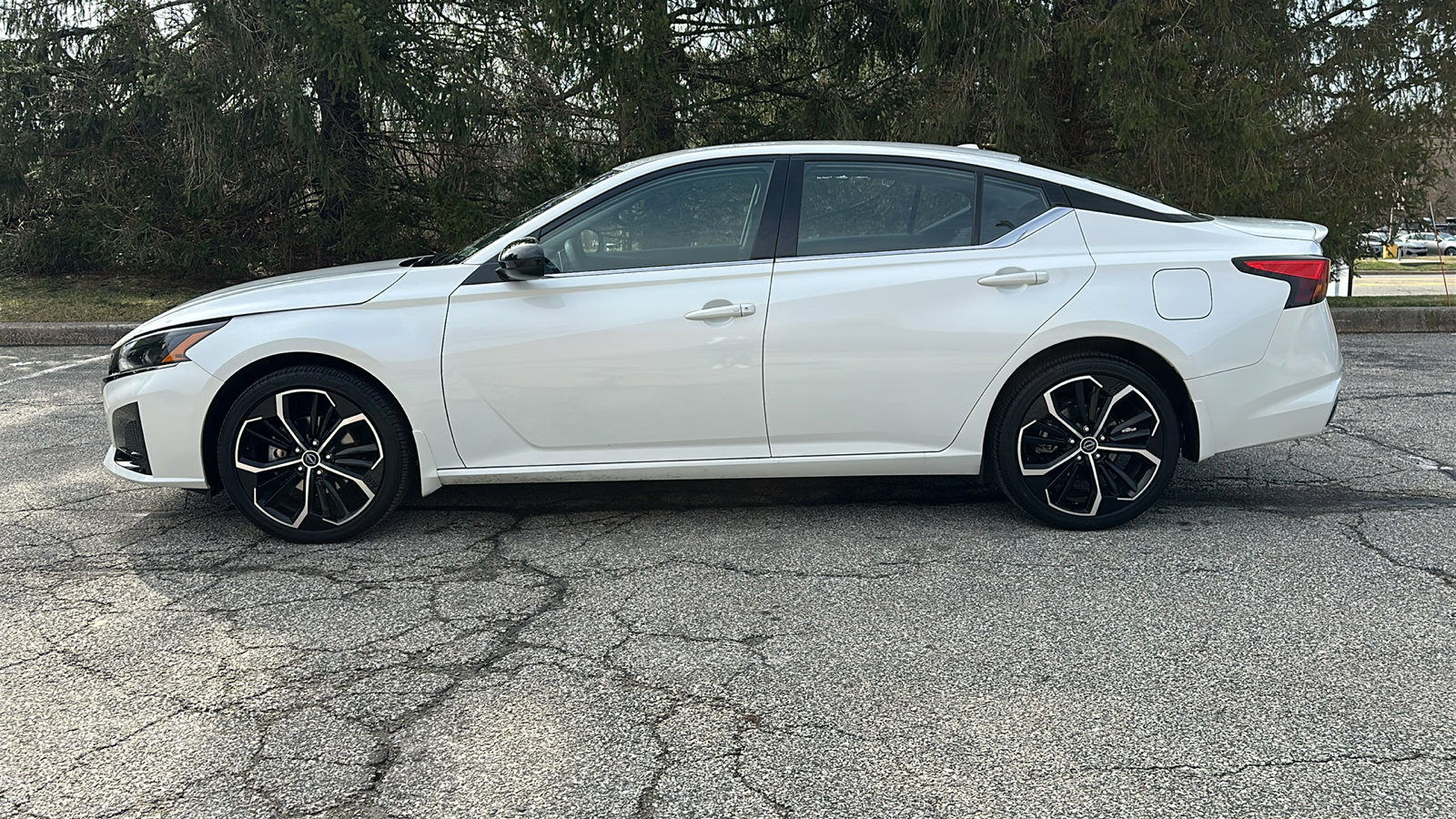 Certified 2023 Nissan Altima 2.5 SR image 26