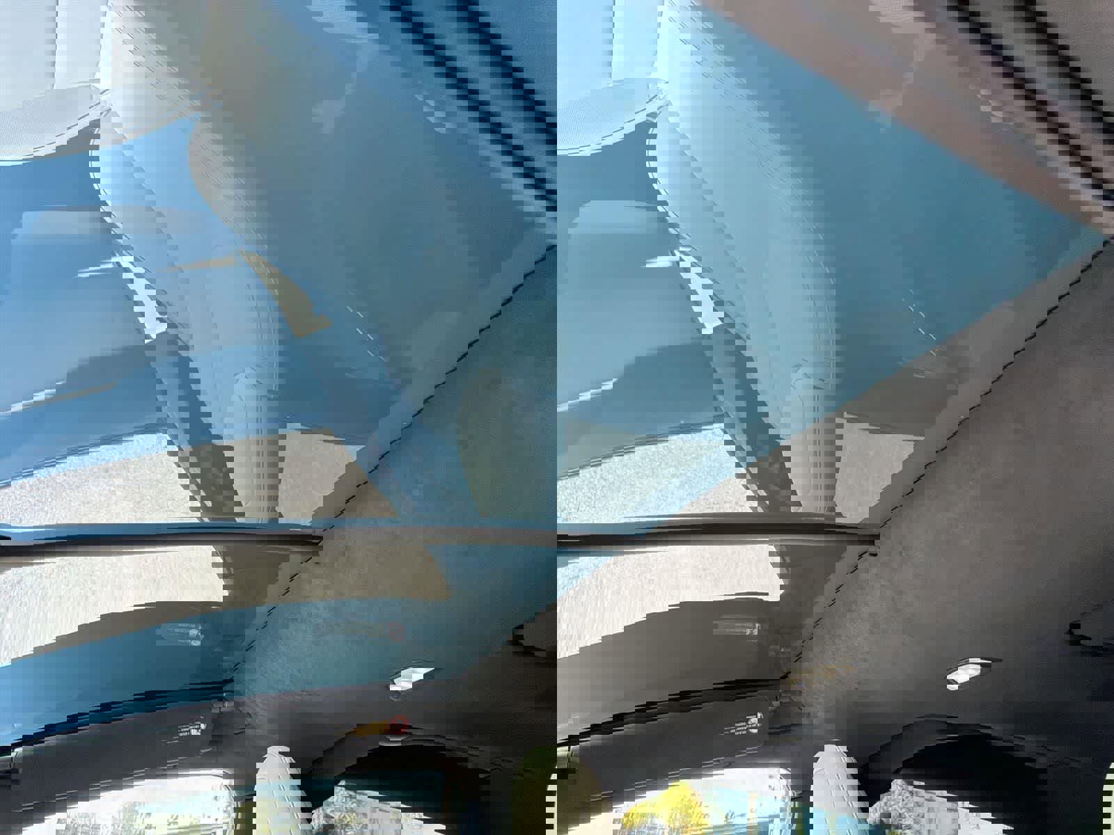 Used 2022 Tesla Model X Plaid image 11