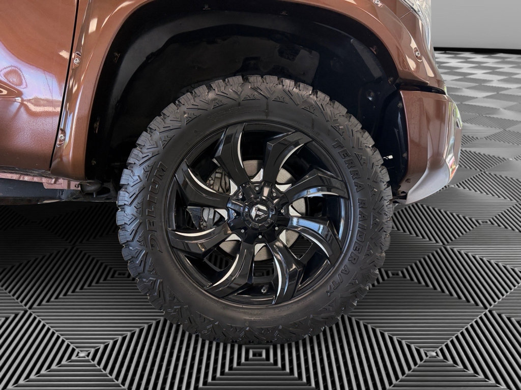 Used 2014 Toyota Tundra Platinum AWD/4WD image 11