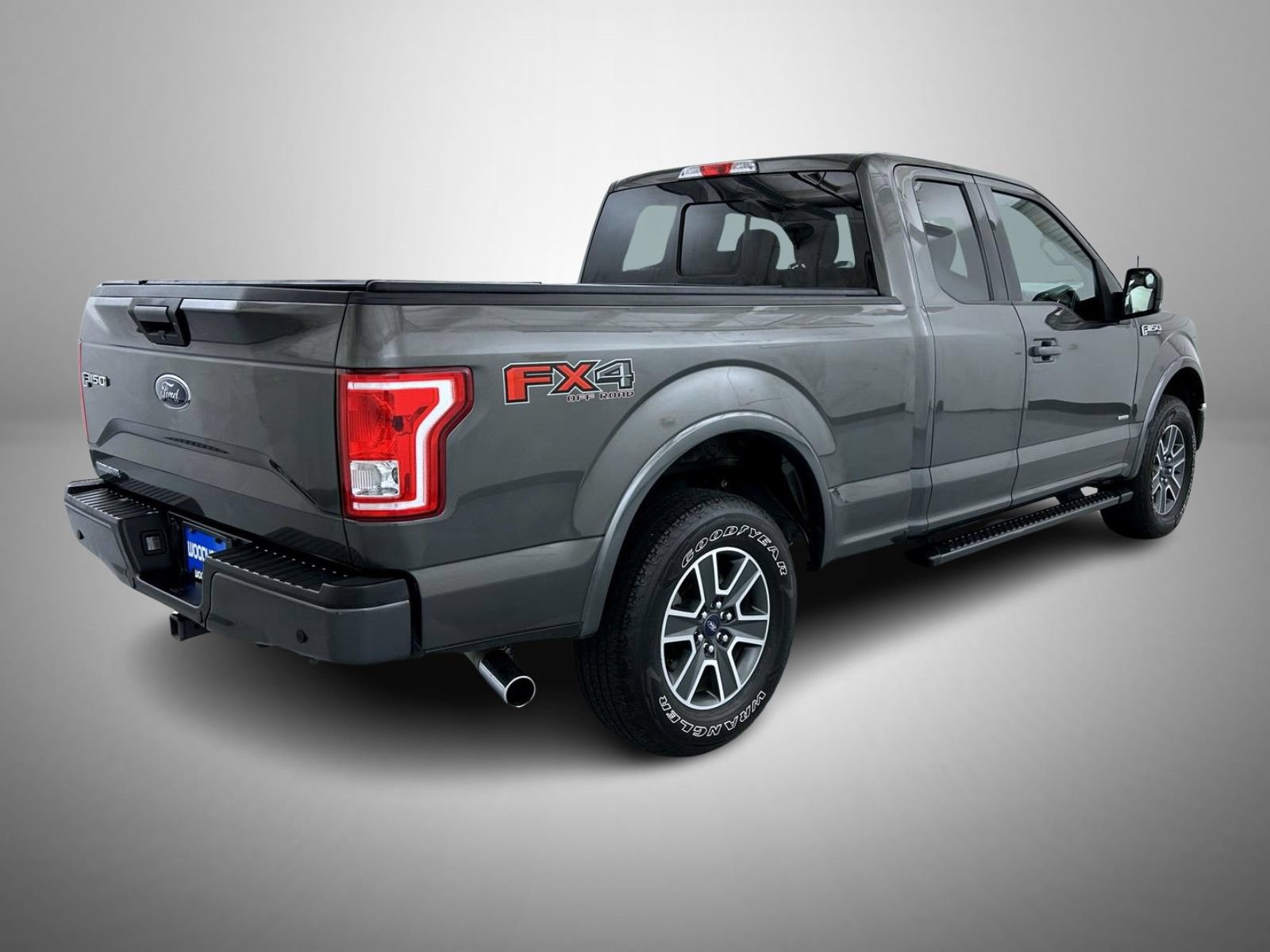 Used 2016 Ford F150 XLT w/ Equipment Group 302A Luxury AWD/4WD image 5