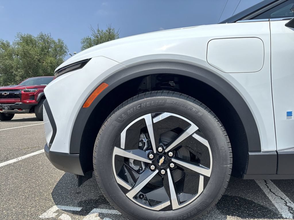 New 2026 Chevrolet Equinox EV LT AWD/4WD image 33