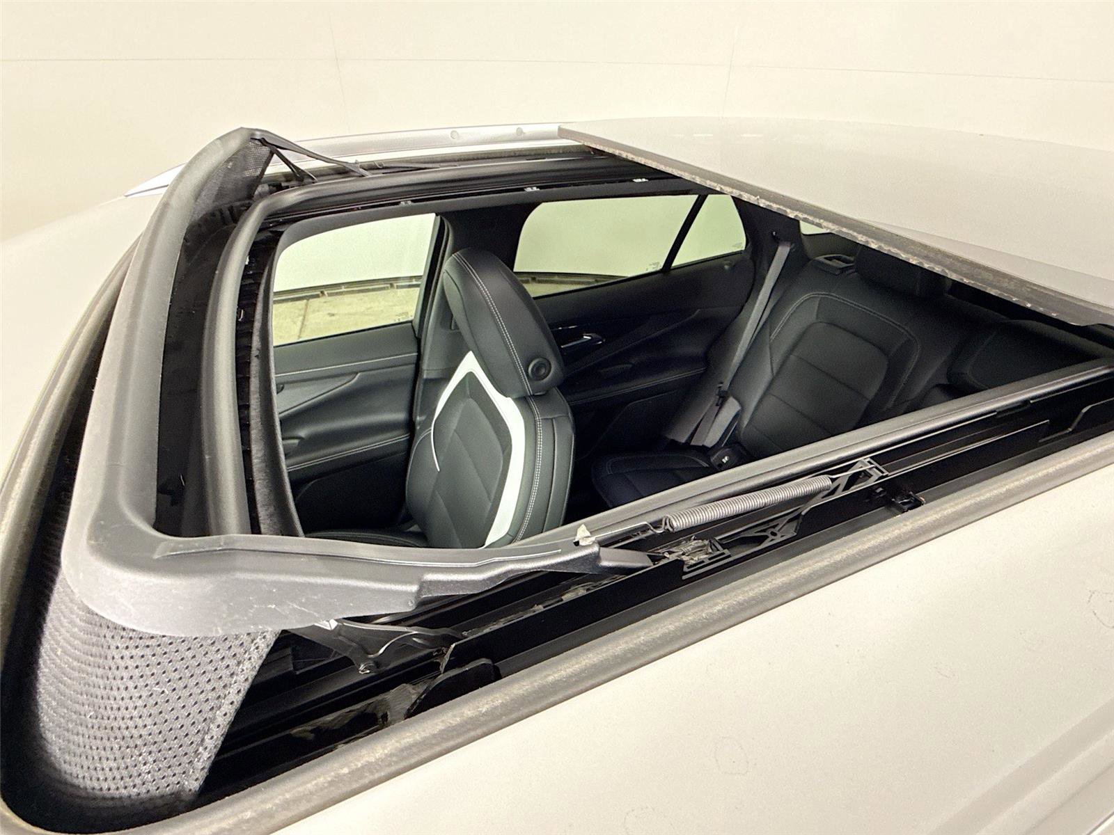 Used 2024 Chevrolet Blazer EV LT image 22