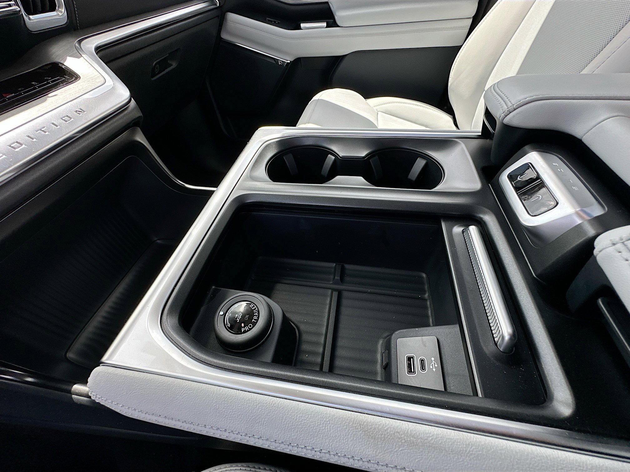 New 2026 Ford Expedition Max Platinum image 25