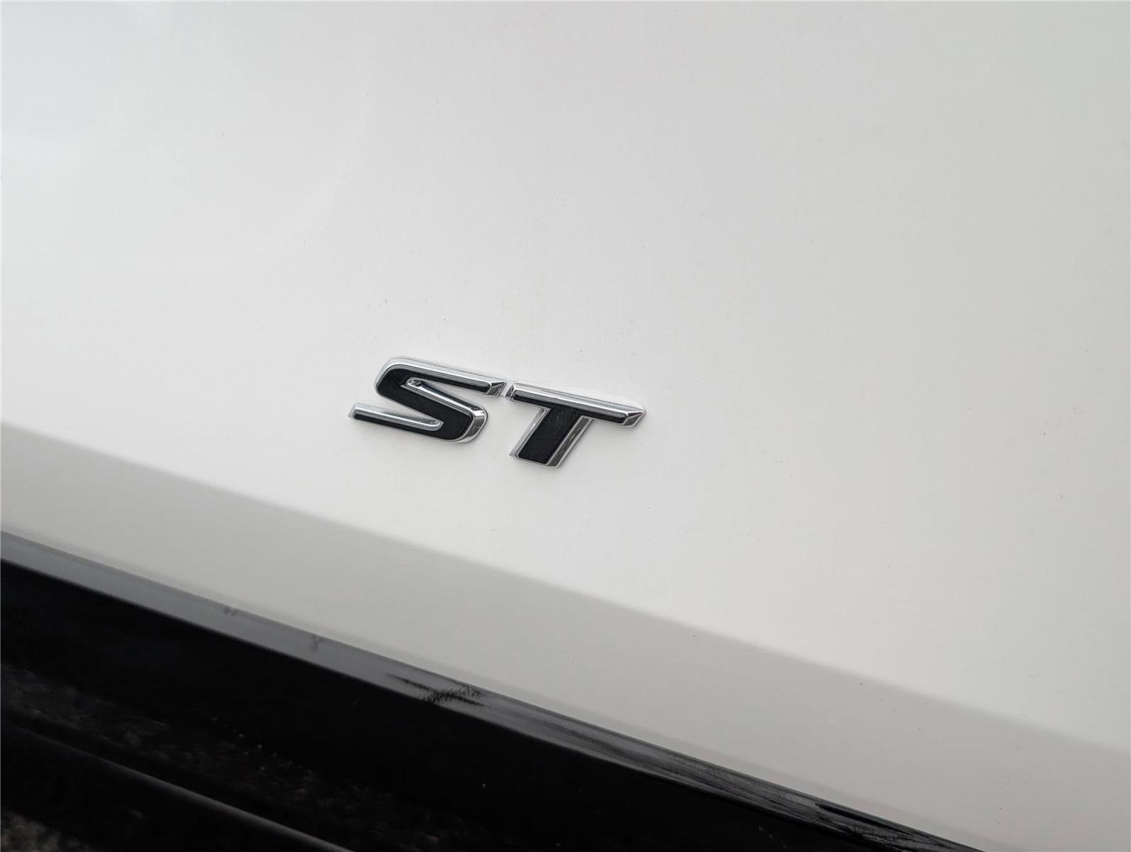 New 2026 Buick Encore GX Sport Touring w/ Advanced Technology Package image 6