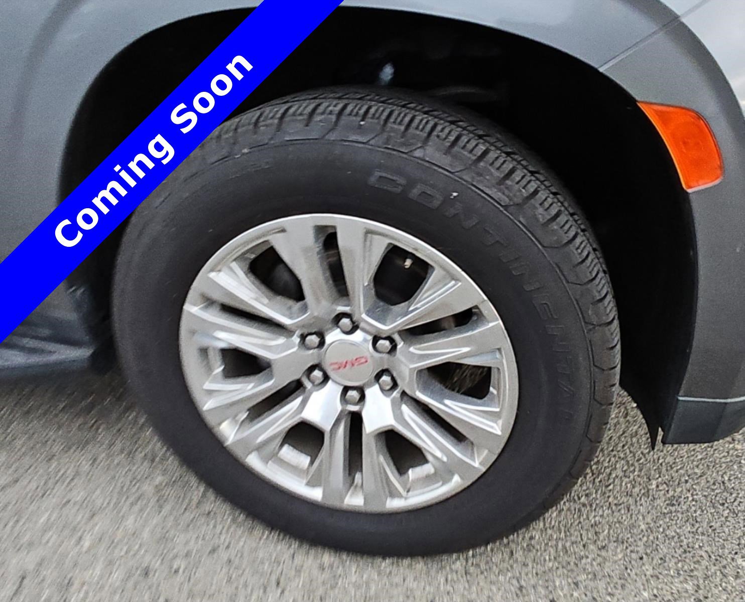 Used 2021 GMC Yukon XL Denali image 9