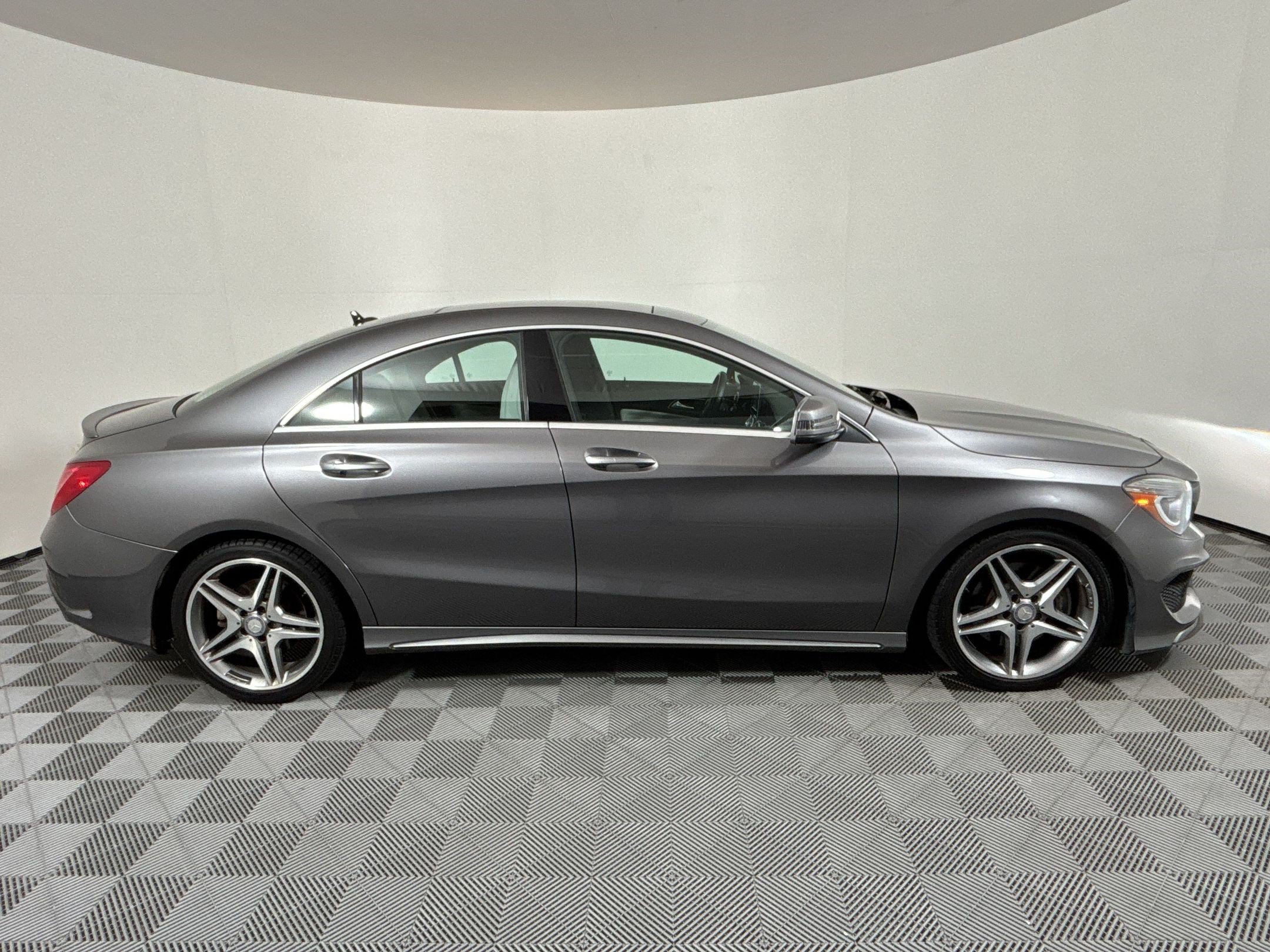 Used 2015 Mercedes-Benz CLA 250 image 8