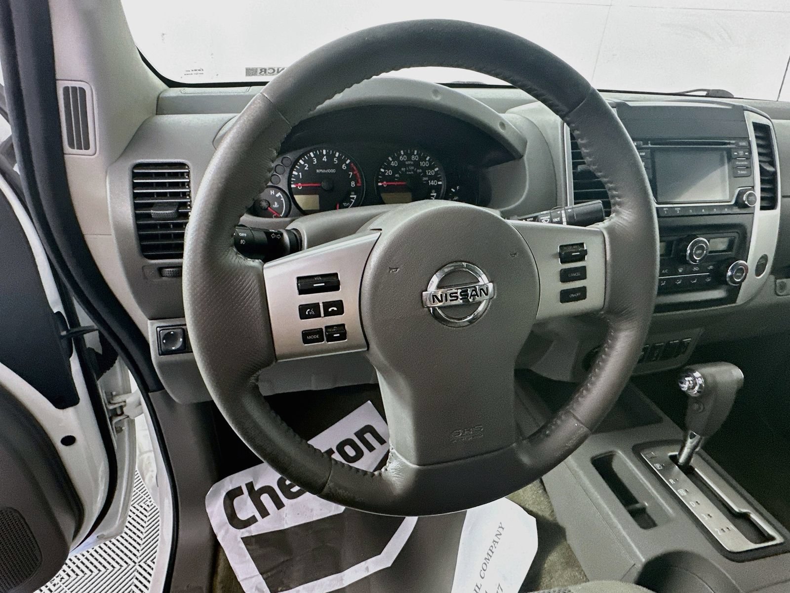 Used 2017 Nissan Frontier SV w/ SV Value Truck Package AWD/4WD image 11