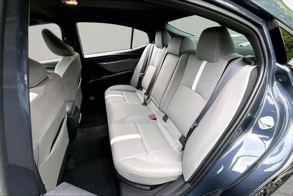 Used 2026 Toyota Camry SE FWD image 18