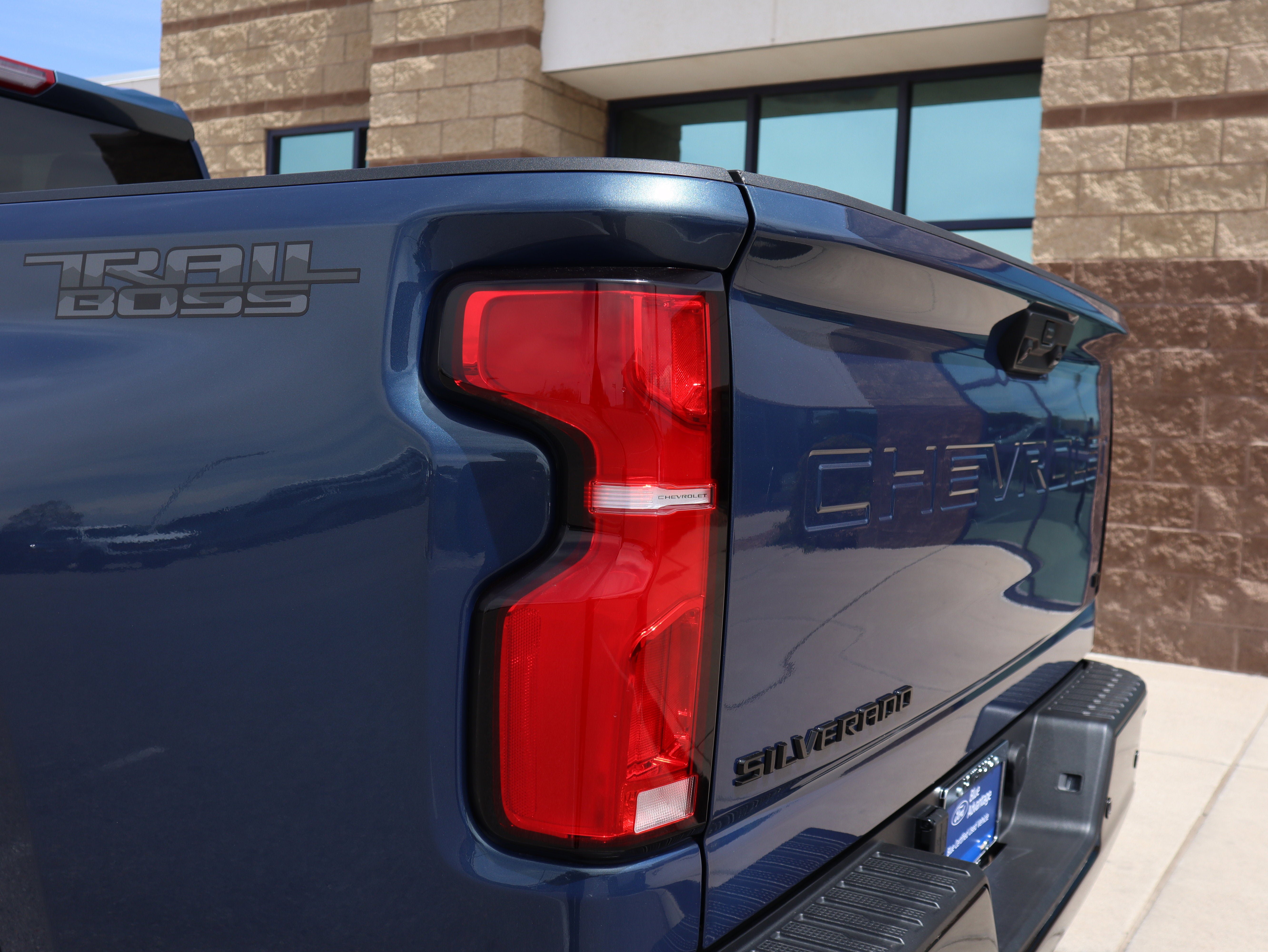 Used 2025 Chevrolet Silverado 2500 LT w/ Trail Boss Package AWD/4WD image 18