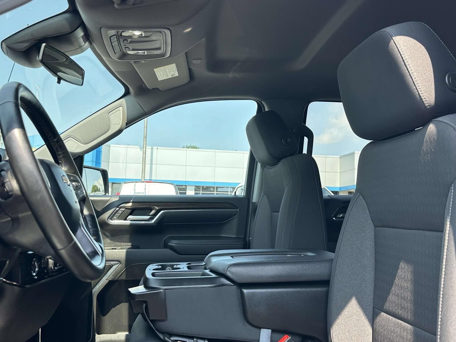 Certified 2024 Chevrolet Silverado 1500 LT AWD/4WD image 23