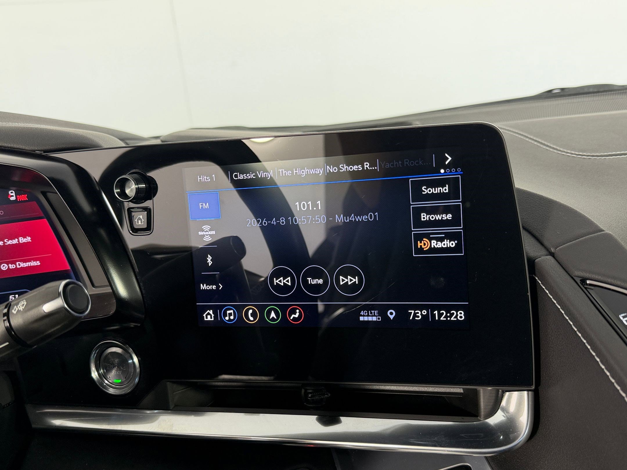 Used 2020 Chevrolet Corvette Stingray Preferred Cpe w/ 2LT Preferred Equipment Group image 23