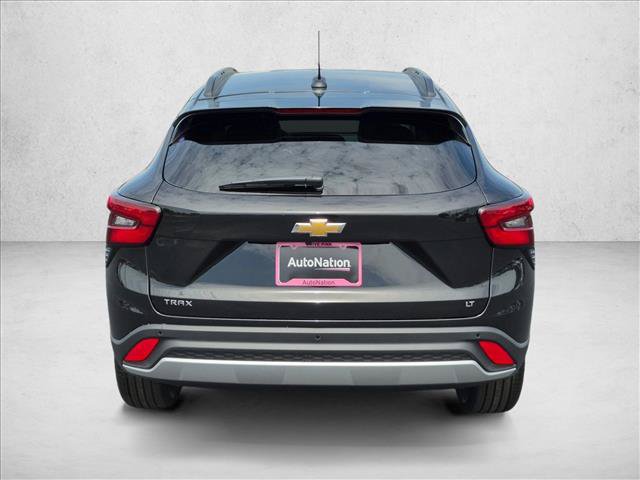 New 2026 Chevrolet Trax LT w/ Driver Confidence Package FWD image 6