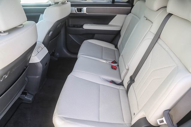 Certified 2025 Hyundai Santa Fe SEL image 20